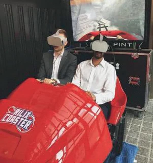 וי אר (VR) קוסטר